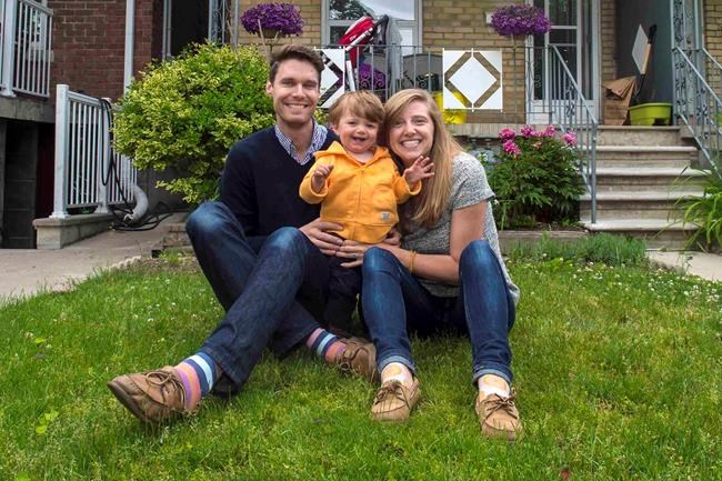 Owning a home increasingly a pipe dream for house-hunters in Toronto, Vancouver | iNFOnews.ca Owning a home increasingly a pipe dream for house-hunters in Toronto, Vancouver | iNFOnews.ca