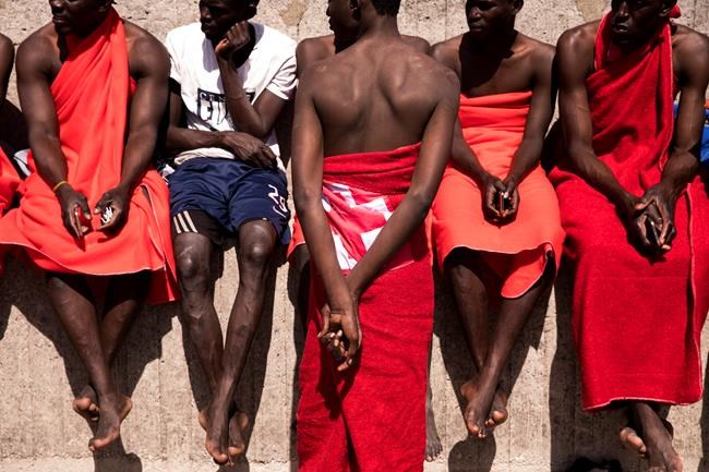 Rescuers face scrutiny as 234 migrants reach safe haven | iNFOnews.ca CP1886318647