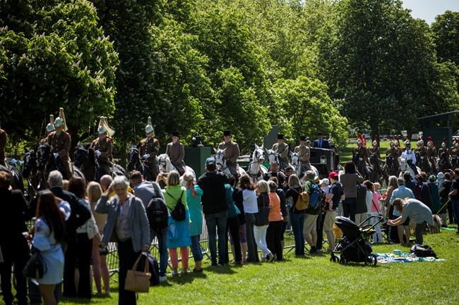 The Latest: Meghan Markle's mother has tea with the royals | iNFOnews.ca