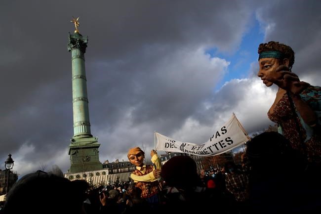 French theatre, cinema workers protest against virus closure | iNFOnews.ca