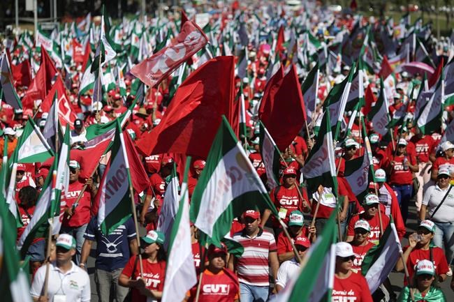 Brazilians demonstrate, strike to protest pension changes | iNFOnews.ca Brazilians demonstrate, strike to protest pension changes | iNFOnews.ca