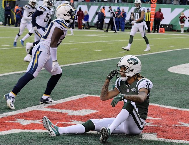 Chargers beat Jets 14-7 to keep post-season hopes alive | iNFOnews.ca Chargers beat Jets 14-7 to keep post-season hopes alive | iNFOnews.ca