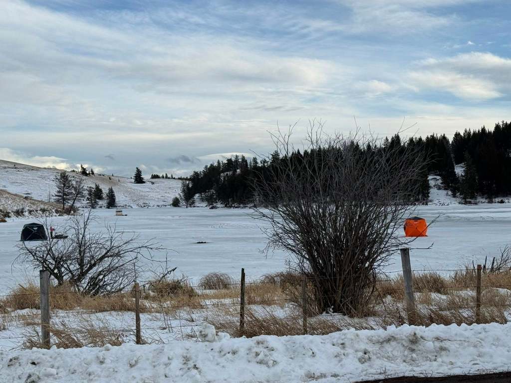 iN PHOTOS: Higher mountain lakes freeze up for ice fishing in Thompson-Okanagan | iNFOnews.ca iN PHOTOS: Higher mountain lakes freeze up for ice fishing in Thompson-Okanagan | iNFOnews.ca