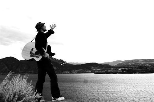 Ari Neufeld LIVE - Summer Music Series | iNFOnews.ca Ari Neufeld LIVE – Summer Music Series