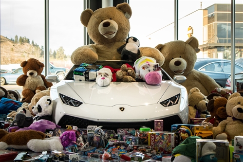 Cars & Toys 2019
