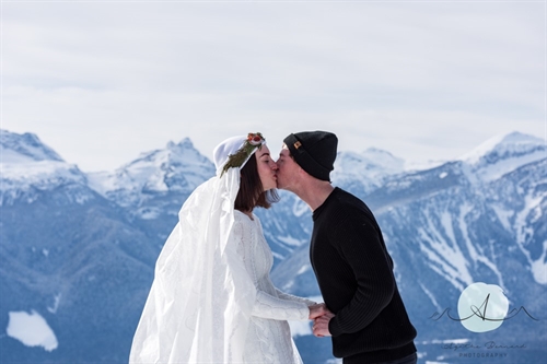 Free Weddings and Vow Renewals