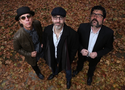 Blues Night with The James Hay Trio LIVE at #DunnEnziesMission | iNFOnews.ca Blues Night with The James Hay Trio LIVE at #DunnEnziesMission