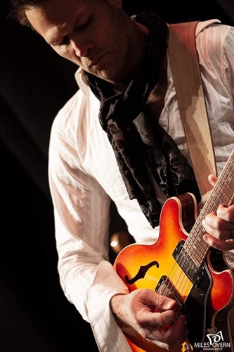 Vibes: Singer Dani Thompson and Guitarrist Kerry Rottacker