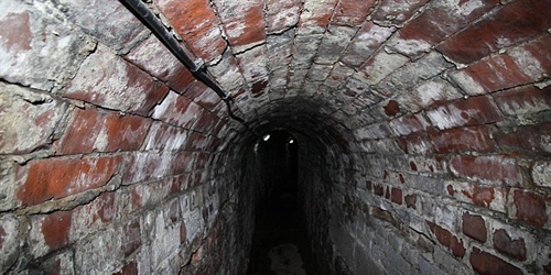 Mediaeval Building Myths – The Folklore & Archaeology of Historic Buildings