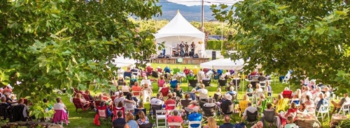 Natalie Faith @ Vibrant Vine Winery | iNFOnews.ca Natalie Faith @ Vibrant Vine Winery