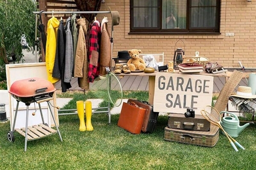 Kettle Valley Neighbourhood Garage Sale