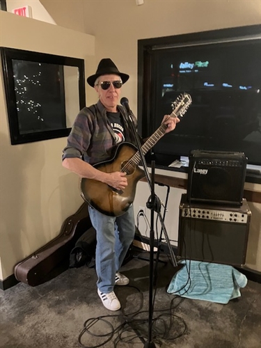 Andre Robert Dylan at Cannery Brewing | iNFOnews.ca Andre Robert Dylan at Cannery Brewing