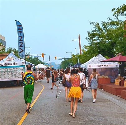 Arts on the Avenue