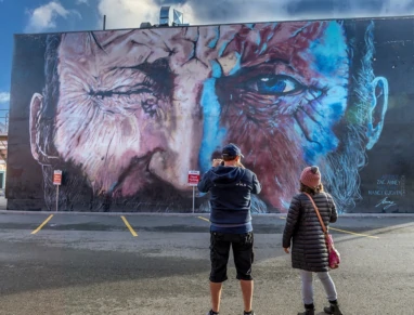 Walking Tour: Art & Alleyways