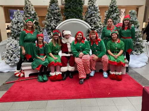 Photos with Santa (Tuesday to Sunday)