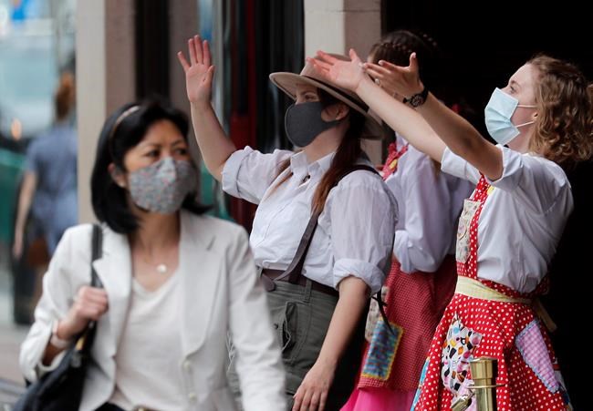 UK, France move to extend rules on face coverings in public | iNFOnews.ca CP2024913609