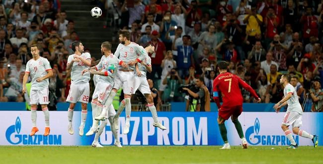 Ronaldo scores hat trick, Portugal draws 3-3 with Spain | iNFOnews.ca Ronaldo scores hat trick, Portugal draws 3-3 with Spain | iNFOnews.ca