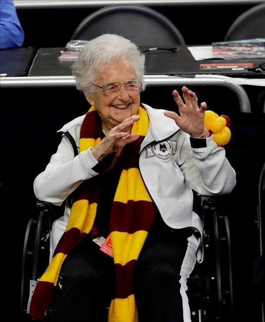 Sister Jean stays faithful when Loyola's Final Four run ends | iNFOnews.ca