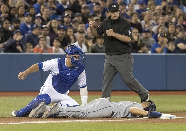 Gurriel, Hernandez drive in late runs as Jays beat Rays in Buchholz's debut | iNFOnews.ca Gurriel, Hernandez drive in late runs as Jays beat Rays in Buchholz's debut | iNFOnews.ca