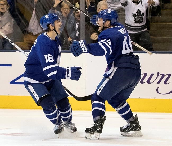 Rielly's deflected OT goal the difference as Maple Leafs top Bruins 4-3 | iNFOnews.ca
