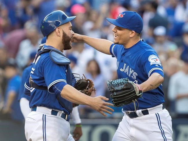 Encarnacion hits home run on day honouring his 'Edwing' celebration in Jays' win | iNFOnews.ca