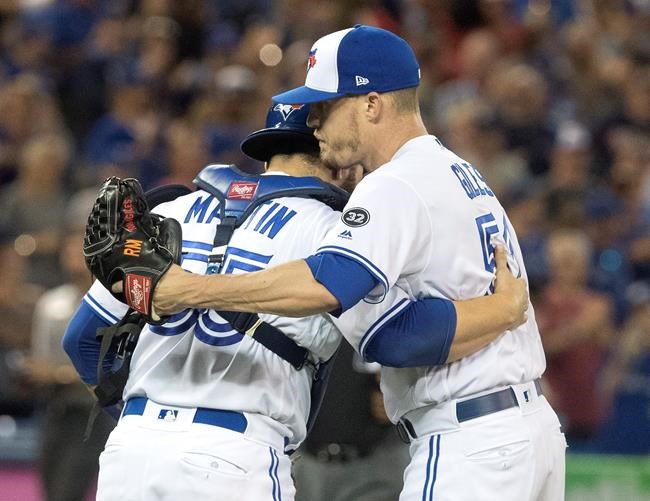 Grichuk drives in three runs as Jays top Red Sox 8-5; Betts hits for cycle | iNFOnews.ca Grichuk drives in three runs as Jays top Red Sox 8-5; Betts hits for cycle | iNFOnews.ca