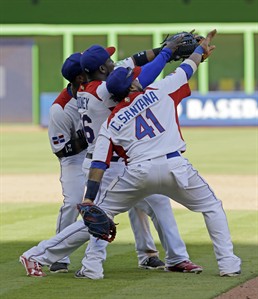 Dominicans beat Puerto Rico 2-0; both teams advance to WBC semifinals in SF | iNFOnews.ca