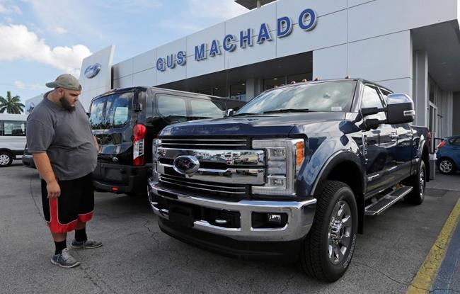 Ford CEO hopeful that Trump will ease gas mileage standards | iNFOnews.ca