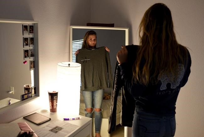 Florida school asks student without bra to cover up nipples | iNFOnews.ca