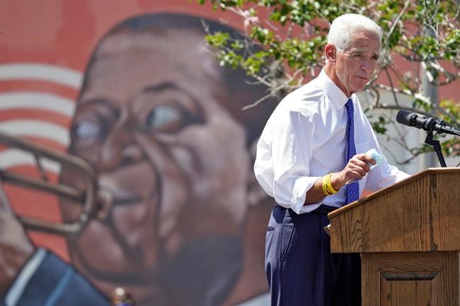 Once GOP governor of Florida, Crist now runs as Democrat | iNFOnews.ca Once GOP governor of Florida, Crist now runs as Democrat | iNFOnews.ca