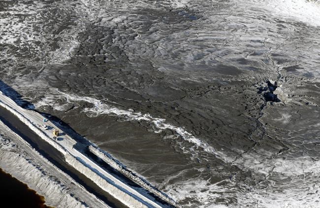 Wait, worry in Florida as polluted water goes down sinkhole | iNFOnews.ca