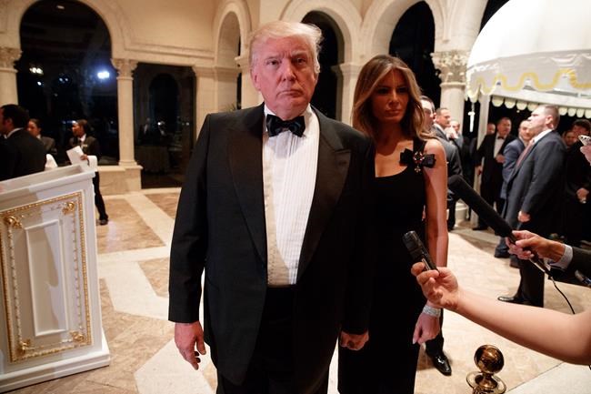 Trump says he doesn't trust computers as he rings in 2017 | iNFOnews.ca Trump says he doesn't trust computers as he rings in 2017 | iNFOnews.ca