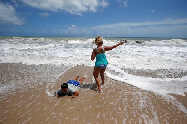 Cutting it close: Florida's fate may be a matter of miles | iNFOnews.ca