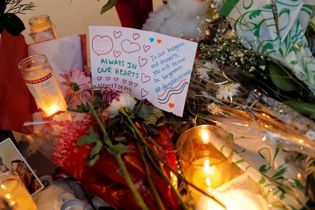 The Latest: Trump visits hospital, meets shooting survivors | iNFOnews.ca The Latest: Trump visits hospital, meets shooting survivors | iNFOnews.ca