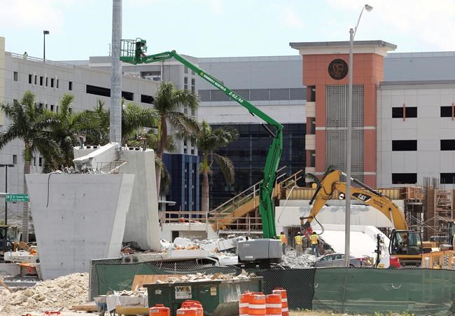 Bridge collapse: Seconds separated those who lived and died | iNFOnews.ca