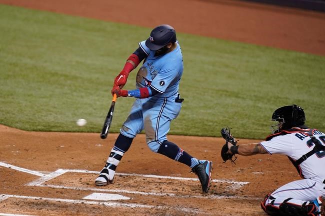 Gurriel homers to lead Blue Jays past Marlins 2-1 | iNFOnews.ca