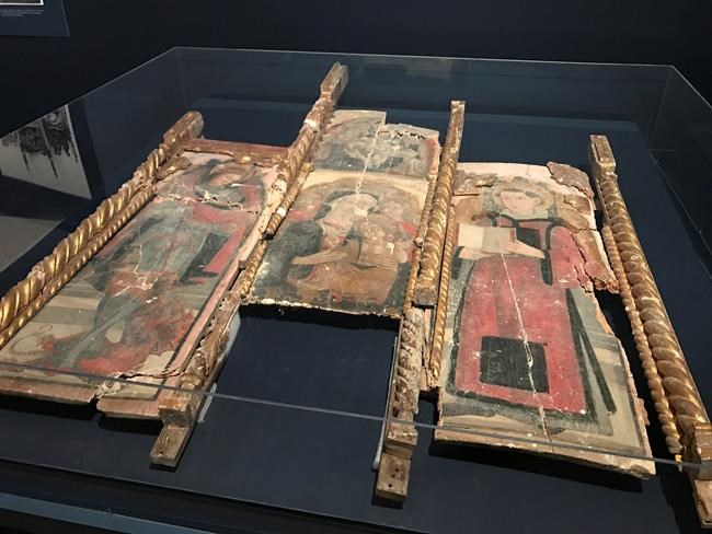 Uffizi Gallery shows treasures saved from last year's quakes | iNFOnews.ca CP351059410