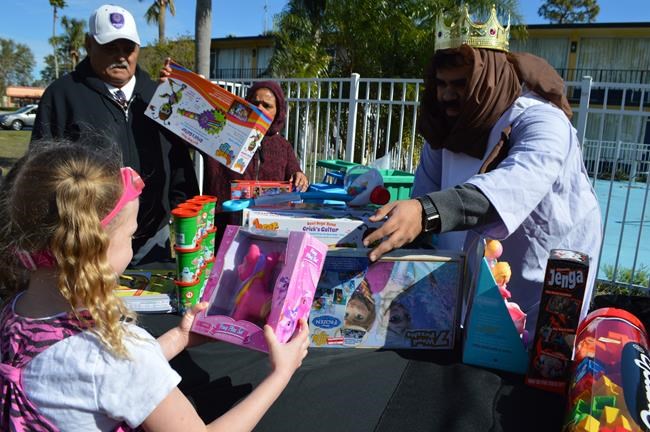 Helping displaced Puerto Ricans celebrate Three Kings Day | iNFOnews.ca