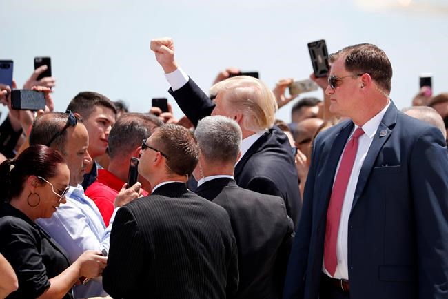 Trump says anti-drug briefing he heard shows need for wall | iNFOnews.ca