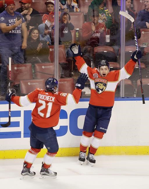 Barkov scores twice, Panthers beat Senators 5-1 | iNFOnews.ca