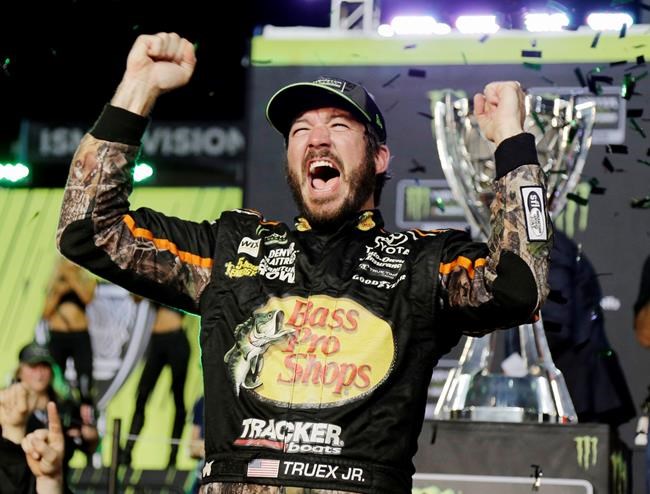 Martin Truex Jr. caps career season with 1st NASCAR title | iNFOnews.ca Martin Truex Jr. caps career season with 1st NASCAR title | iNFOnews.ca
