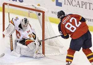 Bouma's goal lifts Calgary to 6-4 win over Florida | iNFOnews.ca CP30626230