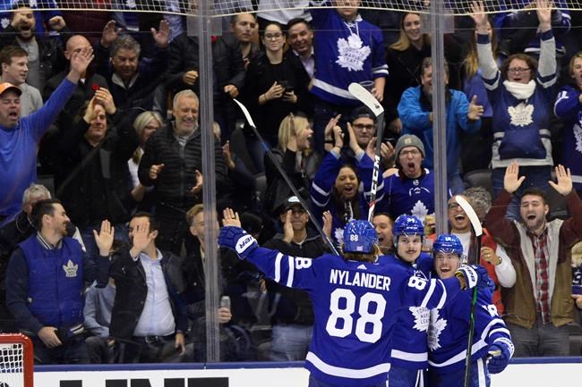 Matthews, Nylander score in the third as Leafs grind out 3-1 victory over Kings | iNFOnews.ca Matthews, Nylander score in the third as Leafs grind out 3-1 victory over Kings | iNFOnews.ca