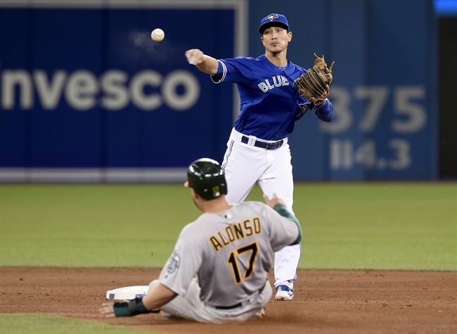 Blue Jays continue to swing a hot bat in downing Oakland Athletics | iNFOnews.ca CP37197588