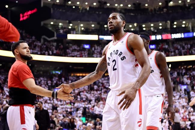 After leaning on Leonard, Raptors finally get team effort in rout of Sixers | iNFOnews.ca