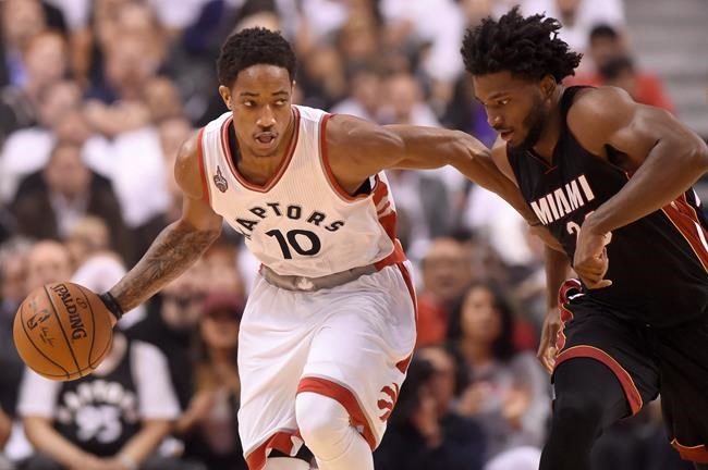 DeRozan says thumb improving daily, but time running out for Raptors | iNFOnews.ca