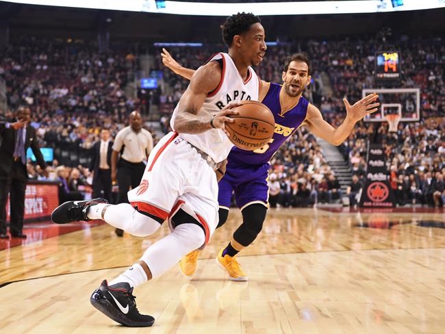 Kyle Lowry pours in 24 points in Raptors' 113-80 victory over Lakers | iNFOnews.ca