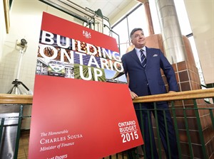 Wynne says transit, infrastructure plans will be cornerstone of Ontario budget | iNFOnews.ca CP32809007