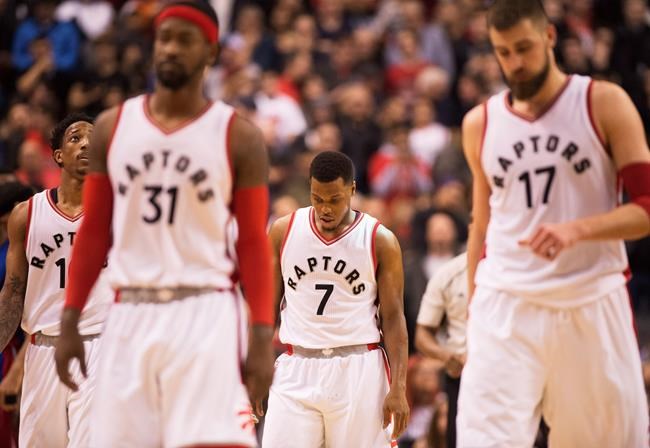 Raptors fall apart late in fourth quarter in 102-101 loss to Pistons | iNFOnews.ca