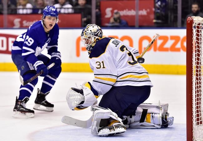 Nylander, Matthews lead the way as Maple Leafs match franchise record for points | iNFOnews.ca